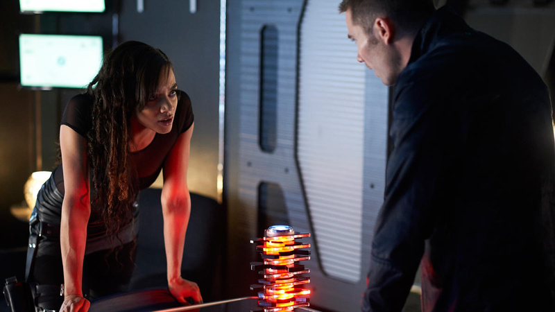 Illustration for article titled Everyone Gets Locked In A Room With Someone They Don't Like In Killjoys